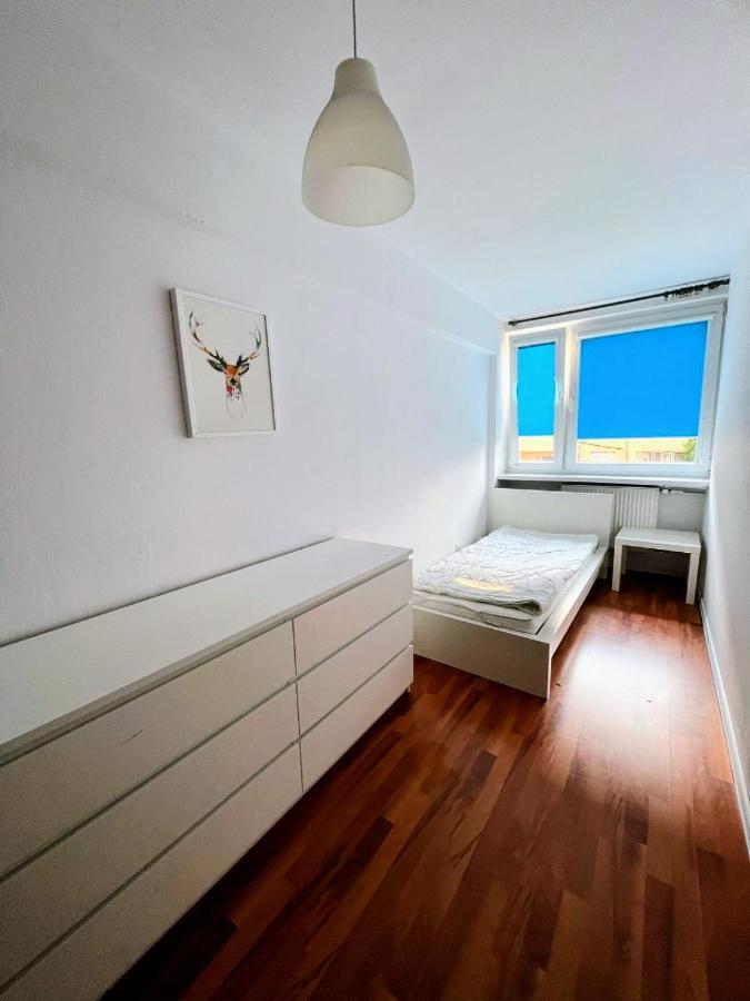 Ursus Rooms-Self Check-In Warschau Exterior foto