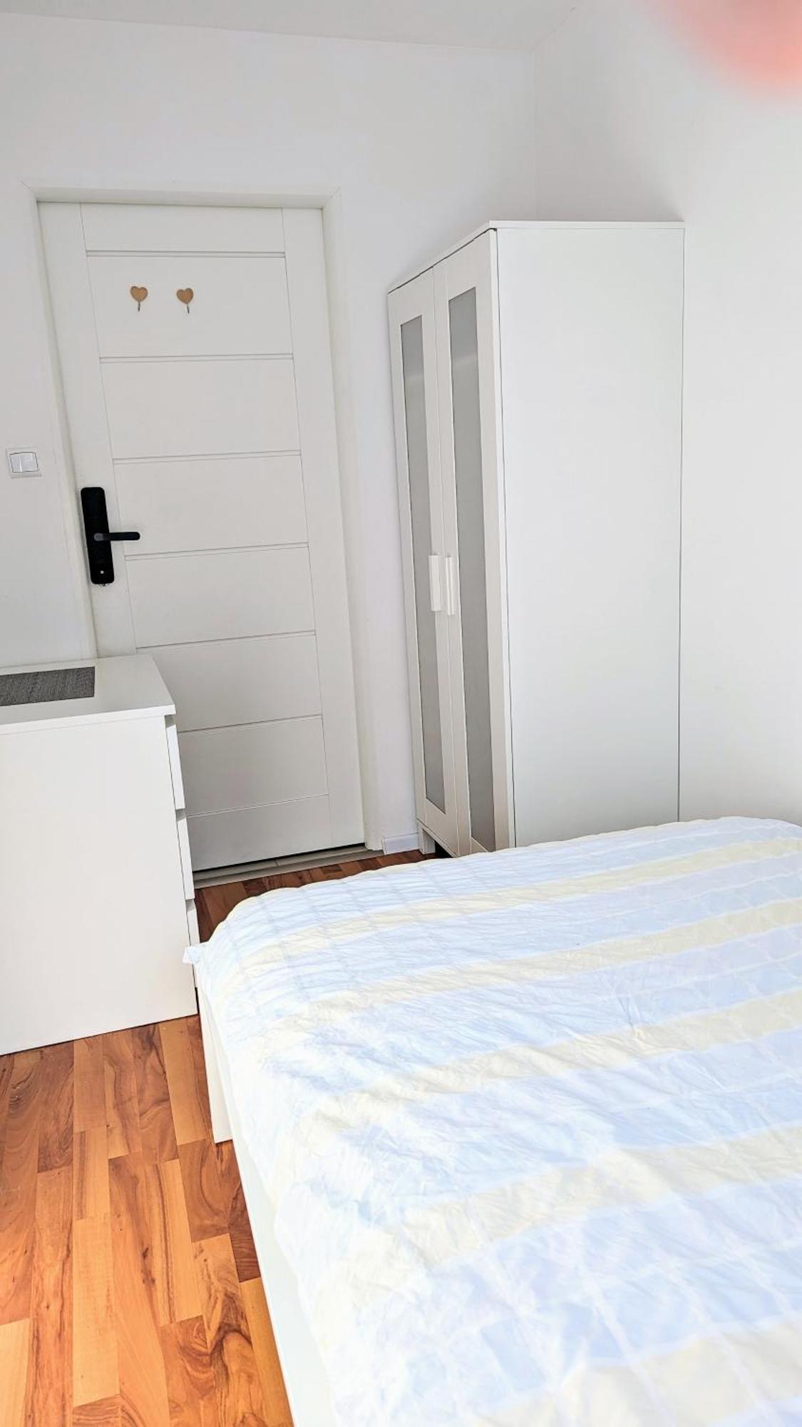 Ursus Rooms-Self Check-In Warschau Exterior foto